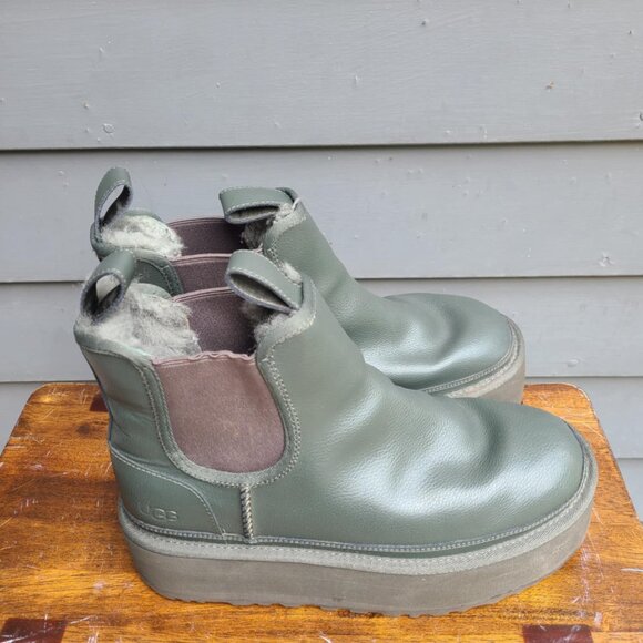 UGG Neumel Platform Chelsea Boot FOREST Night size 9 - Picture 2 of 13